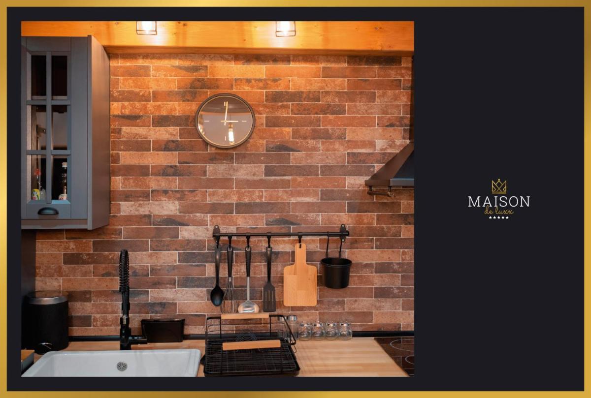 Maison De Luxx A2 ลาริซา ภายนอก รูปภาพ