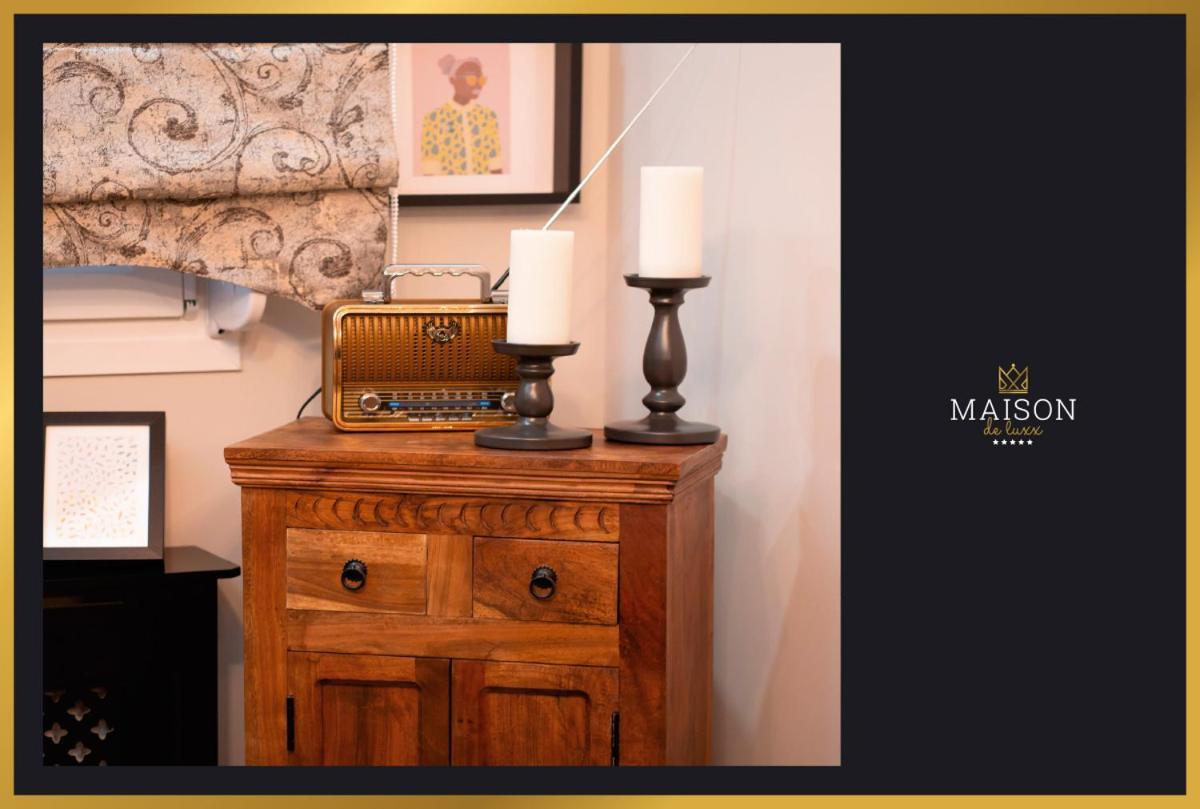 Maison De Luxx A2 ลาริซา ภายนอก รูปภาพ